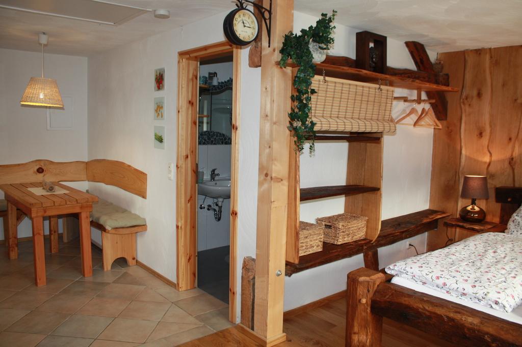 Am Ruebenkeller Bed & Breakfast Binzenbach Bilik gambar